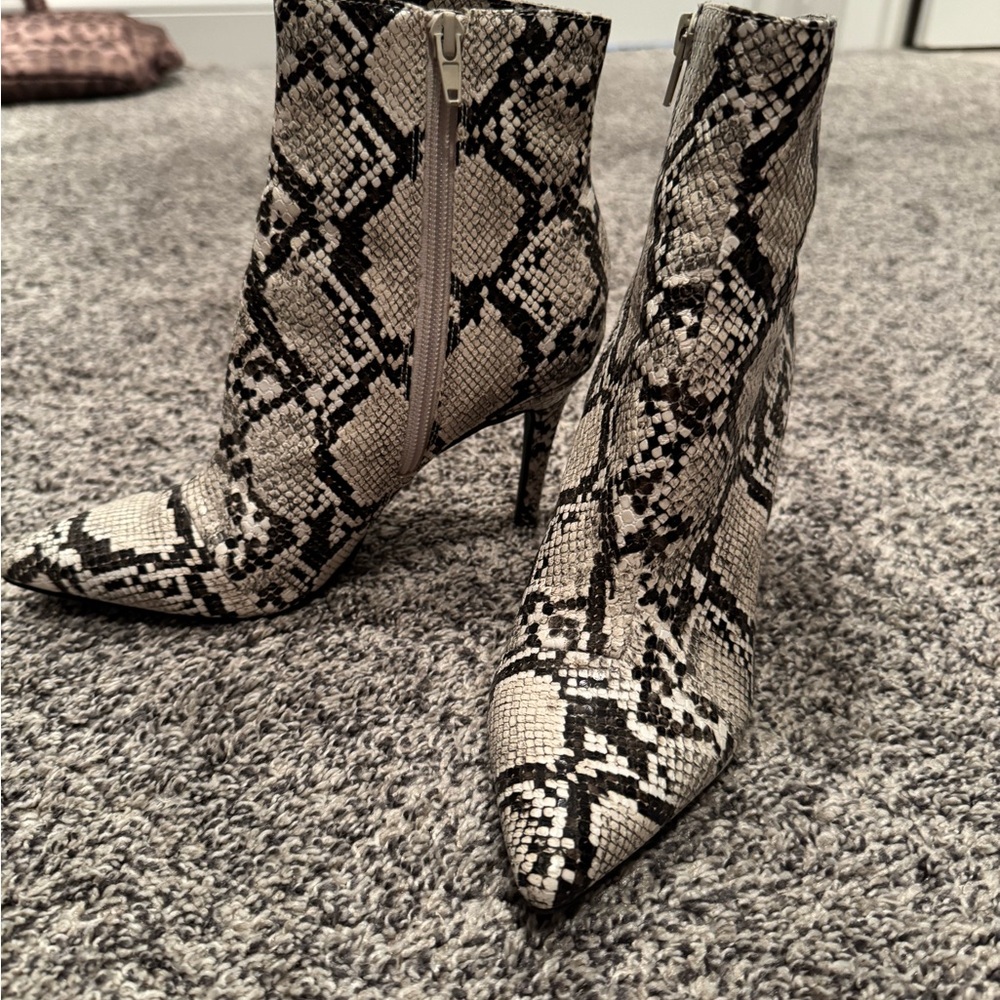 Snakeskin Patterned Ankle Boots